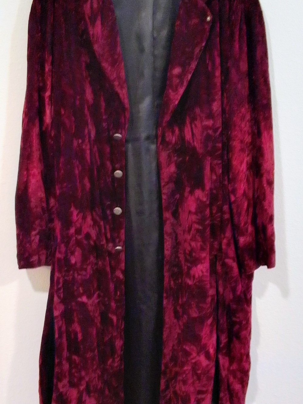 Men's Gothic Burgundy Crush Velvet Long Coat/Vampire/Costume/Halloween/Cosplay